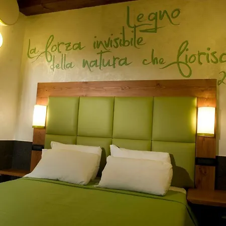 7 Vizi Lazise - Terme Garda Couette-café