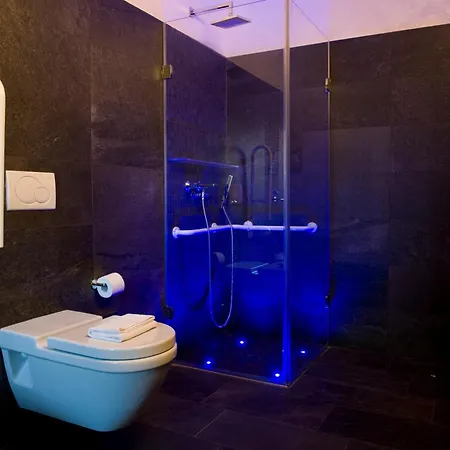 7 Vizi Bed & Breakfast *