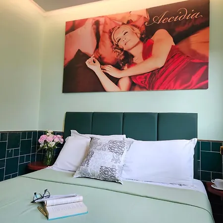 Oda ve Kahvaltı 7 Vizi 4*