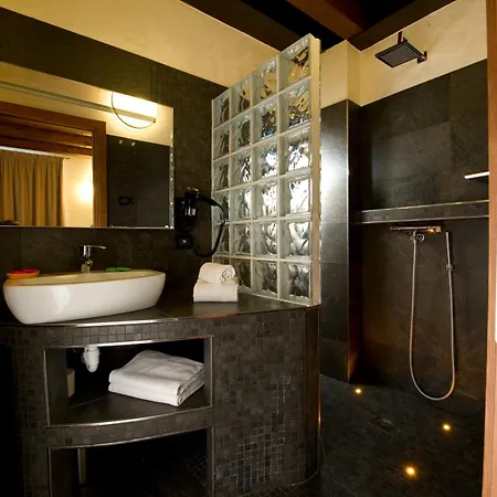 7 Vizi Lazise Suite&breakfast - Terme Garda 4* Colà