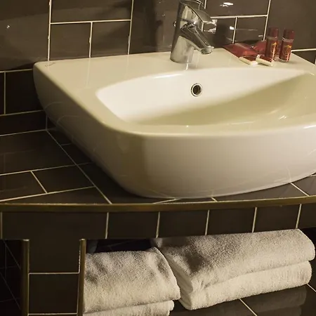 7 Vizi Oda ve Kahvaltı Colà