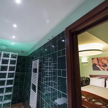 7 Vizi Lazise Suite&breakfast - Terme Garda 4* Colà