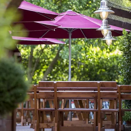 7 Vizi Oda ve Kahvaltı 4*